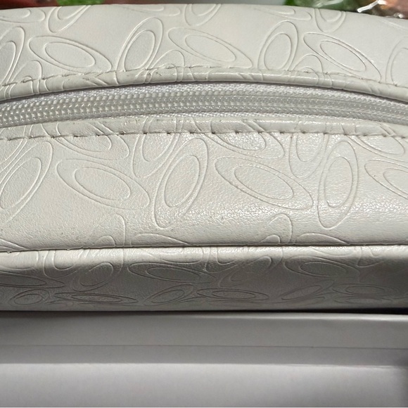 Oakley Elegant Logo White sunglasses case - Picture 3 of 5